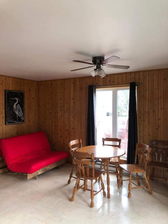 Chalets Les Chanterelles De Forillon L'Anse-au-Griffon Bagian luar foto