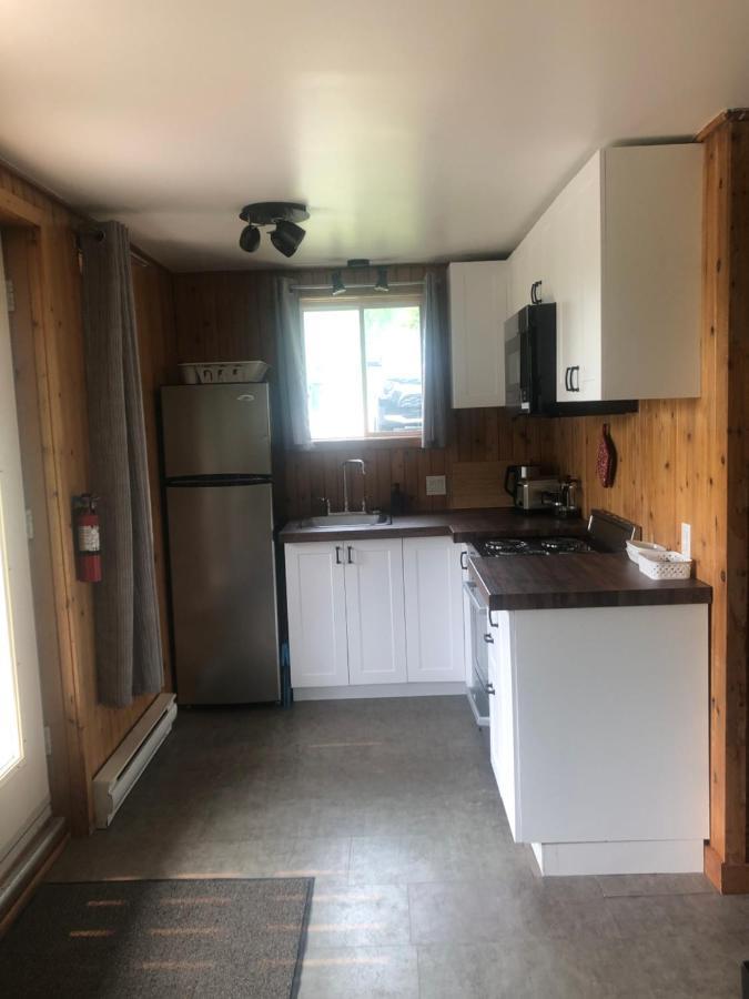 Chalets Les Chanterelles De Forillon L'Anse-au-Griffon Bagian luar foto