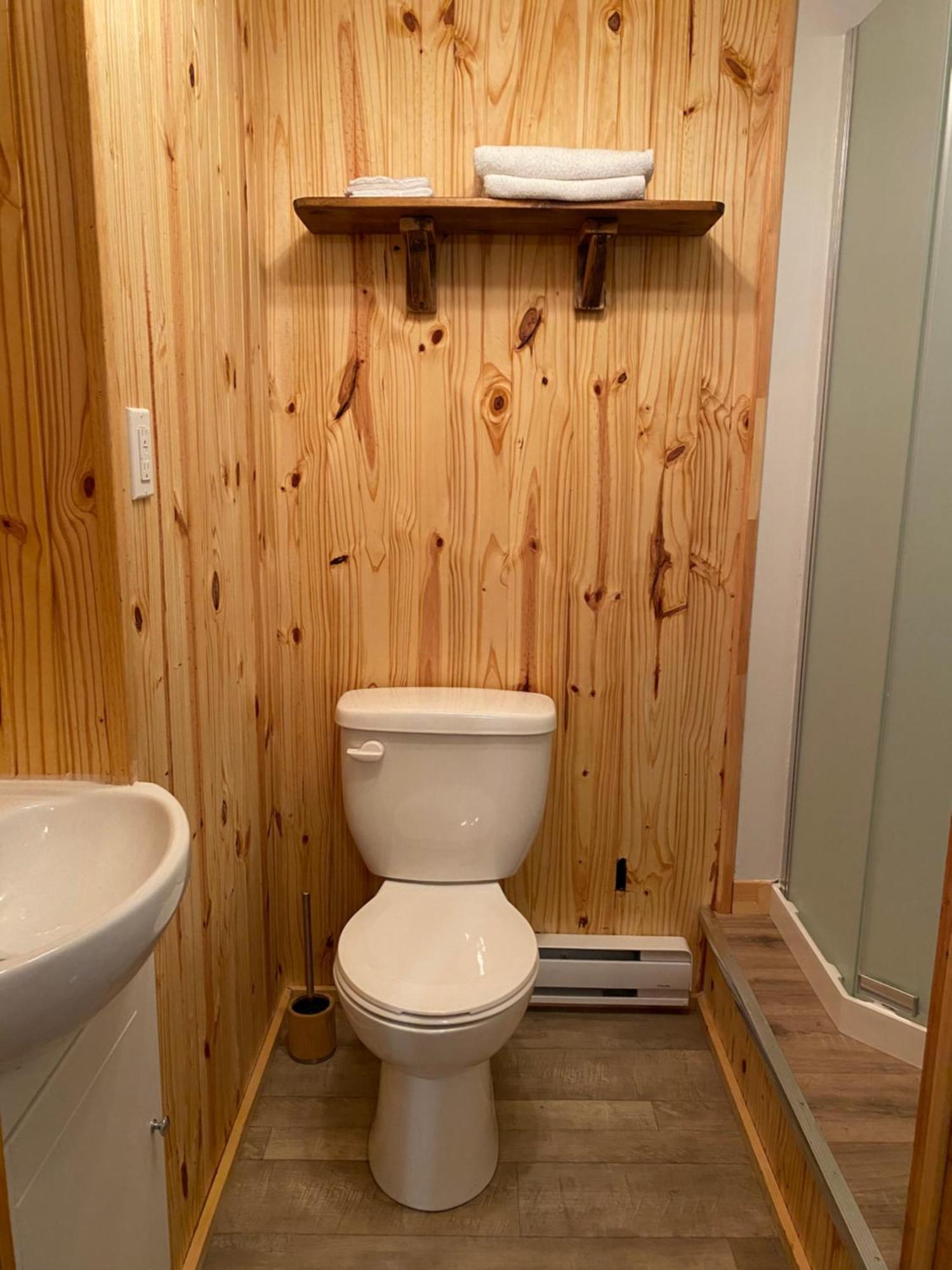 Chalets Les Chanterelles De Forillon L'Anse-au-Griffon Bagian luar foto